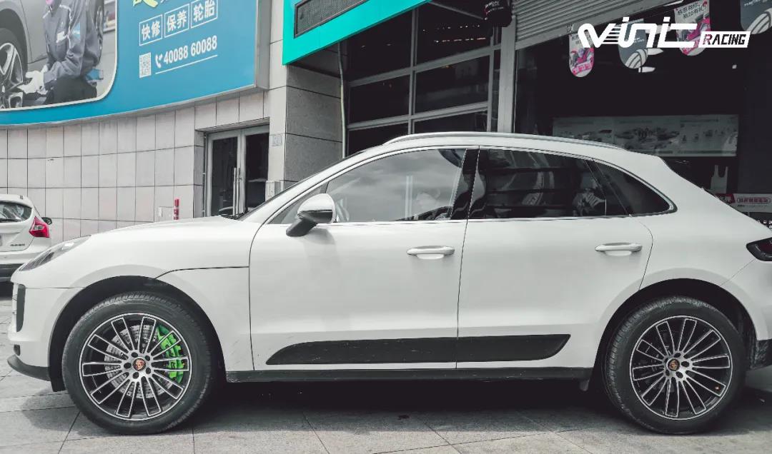 #保時捷 Macan 升級 VINIC  M6 大六活塞剎車套裝